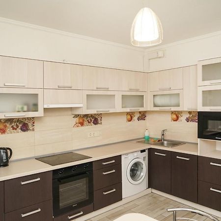 Kyiv Apartment On Chornovola 27 Bagian luar foto